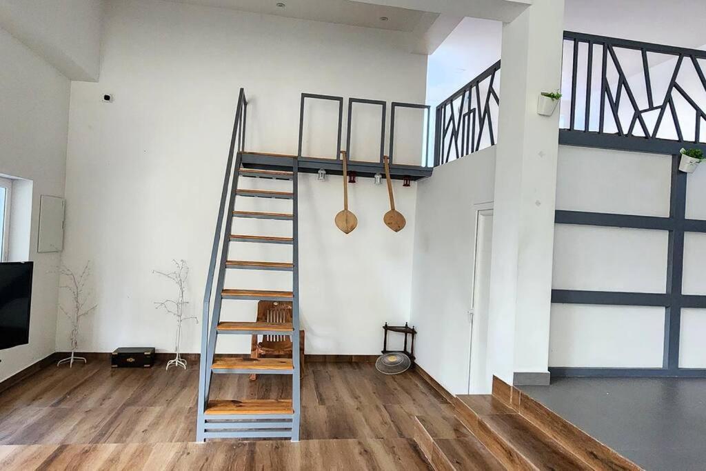 The Urban Getaway Villa Thiruvananthapuram Eksteriør bilde